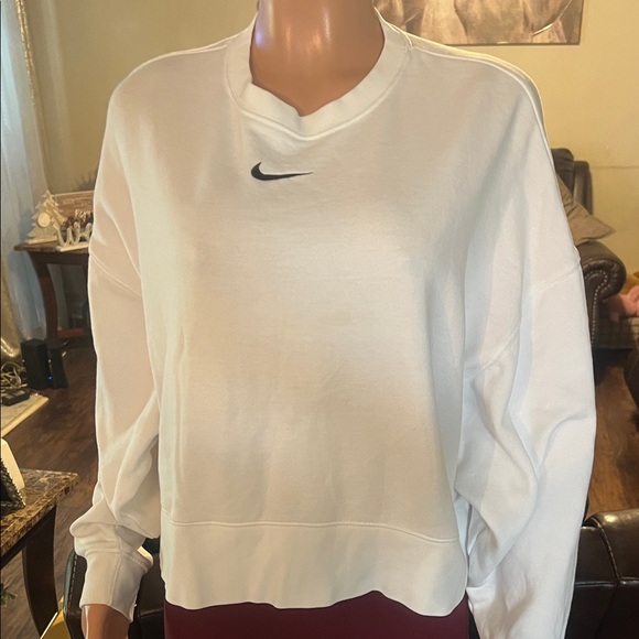 Nike White Crewneck Sweatshirt - Picture 1 of 5